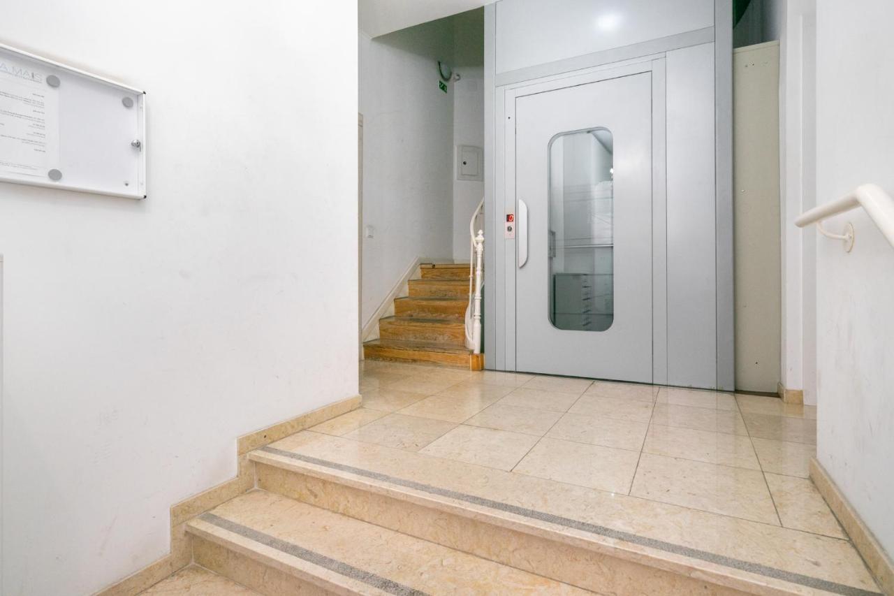 Whome Premium Family Apartment W/ Lift, Ac & Barbecue Lisboa Exteriör bild